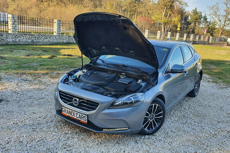 Volvo V40 2.0 D2 170KM # Momentum # BiXenon # Skóra # Navi # Serwis do Końca zdjęcie 31