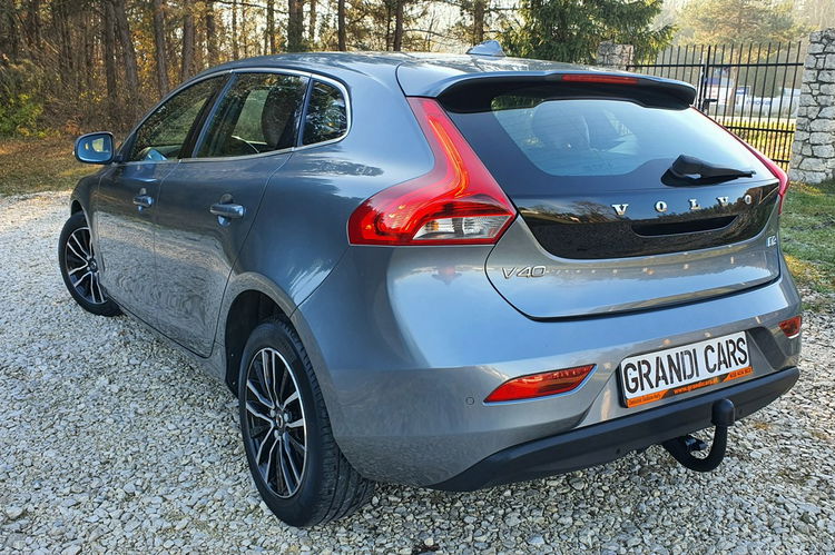 Volvo V40 2.0 D2 170KM # Momentum # BiXenon # Skóra # Navi # Serwis do Końca zdjęcie 4