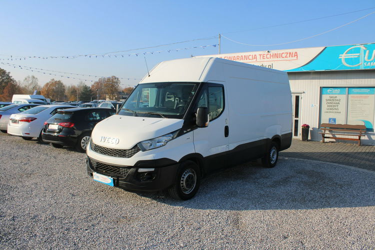 Iveco Daily 35S15 2.3 145HP F-Vat L2H2 zdjęcie 1