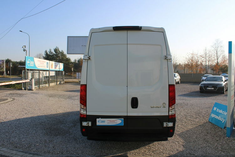 Iveco Daily 35S15 2.3 145HP F-Vat L2H2 zdjęcie 6