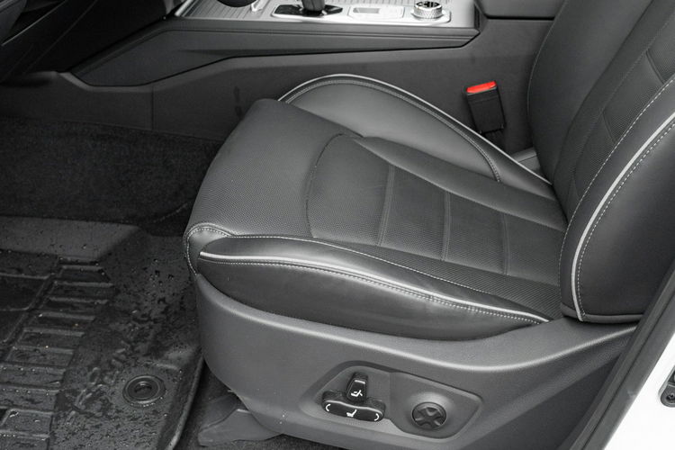 SsangYong REXTON Nowy Rexton Wild 2.2 D 202KM Podgrz. i wentyl f. Salon PL VAT23% zdjęcie 15