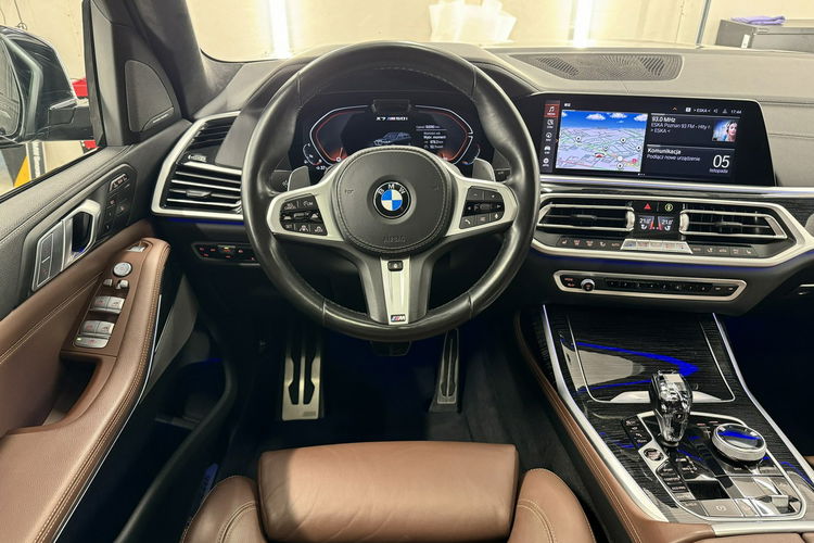 BMW X7 M50i MPakiet Lasery Hak Kamery 360 Head Up Harman Tempomat ACC Relingi zdjęcie 28