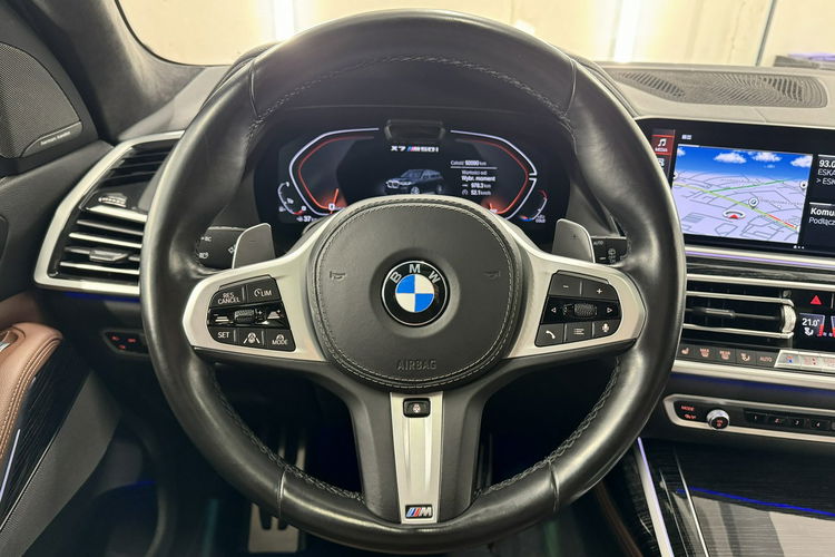 BMW X7 M50i MPakiet Lasery Hak Kamery 360 Head Up Harman Tempomat ACC Relingi zdjęcie 29