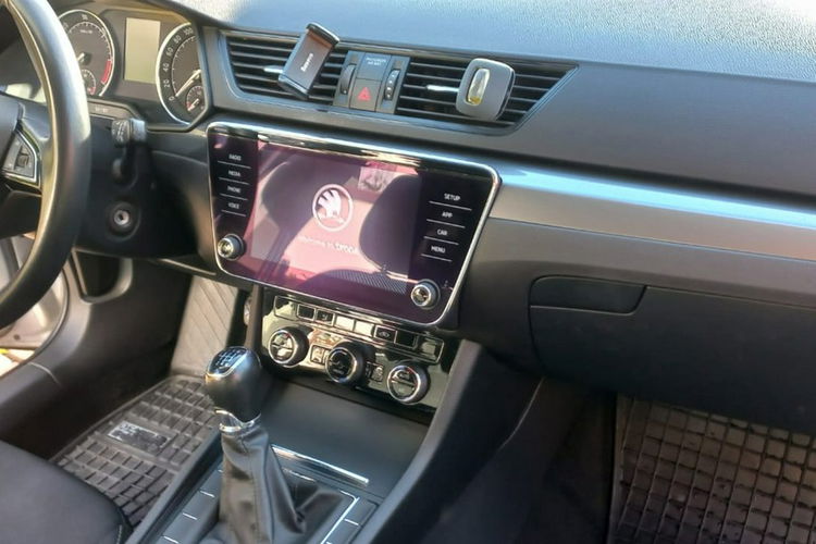 Skoda Superb Salon PL F.VAT 23% Netto 2.0 TDI 150KM 49.5 netto zdjęcie 15
