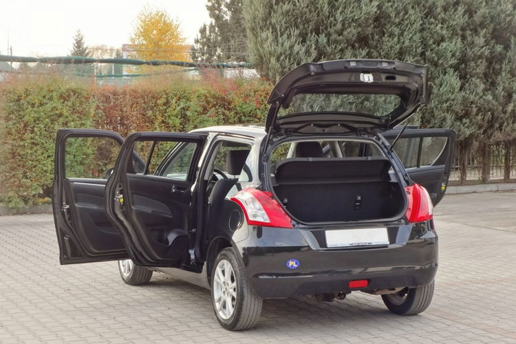 Suzuki Swift Alu Klima 4 x 4 zdjęcie 11