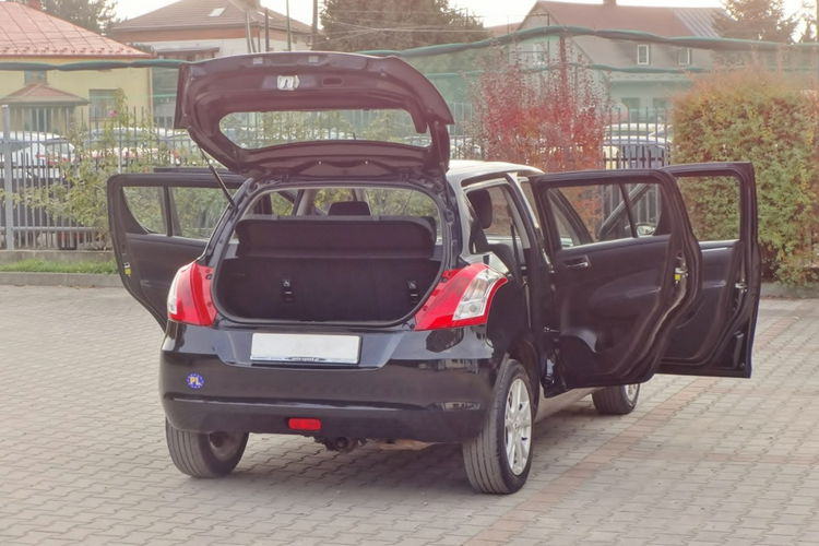 Suzuki Swift Alu Klima 4 x 4 zdjęcie 13
