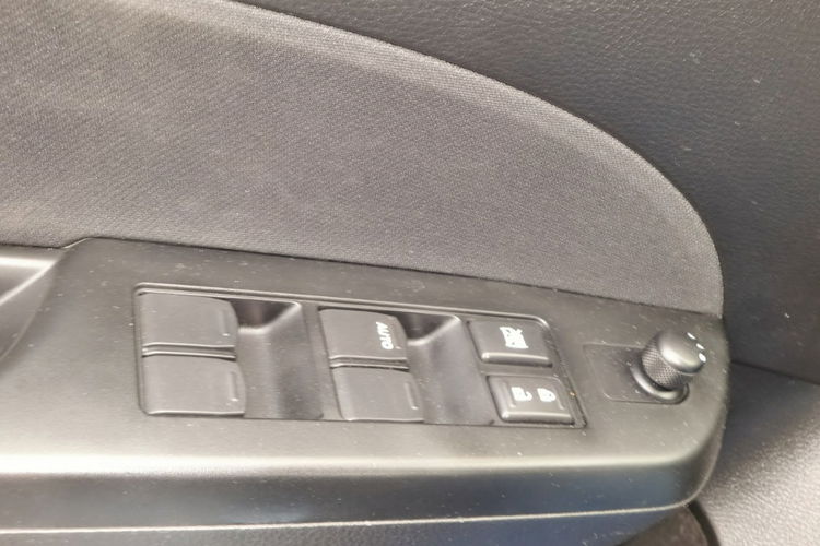 Suzuki Swift Alu Klima 4 x 4 zdjęcie 22