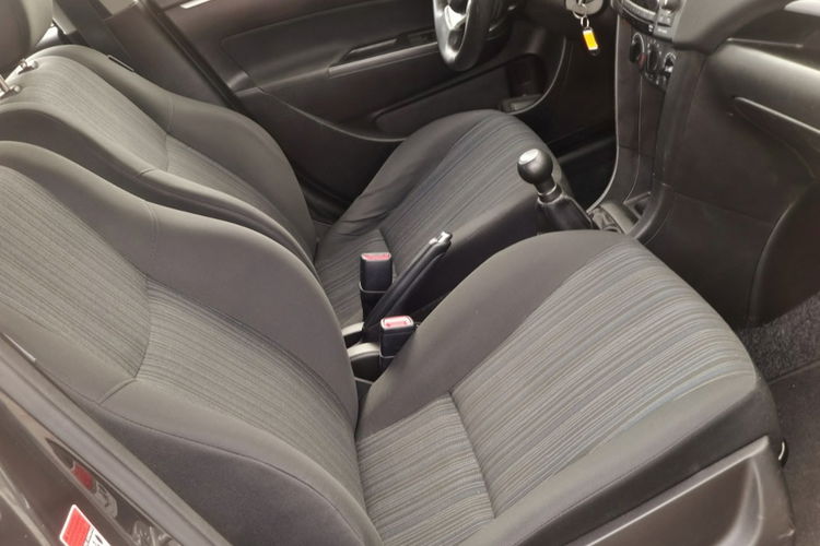 Suzuki Swift Alu Klima 4 x 4 zdjęcie 28