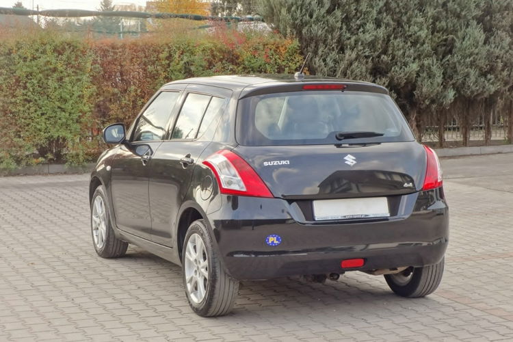 Suzuki Swift Alu Klima 4 x 4 zdjęcie 3