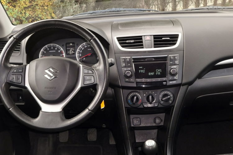Suzuki Swift Alu Klima 4 x 4 zdjęcie 5