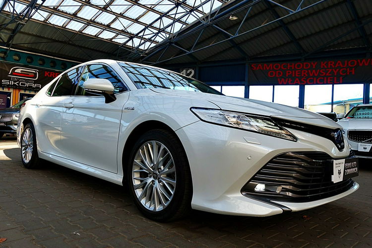 Toyota Camry EXECUTIVE Biała Perła GWARANCJ Skóra Led+ACC+Navi 1wł Kraj Bezwyp F23% 4x2 zdjęcie 61