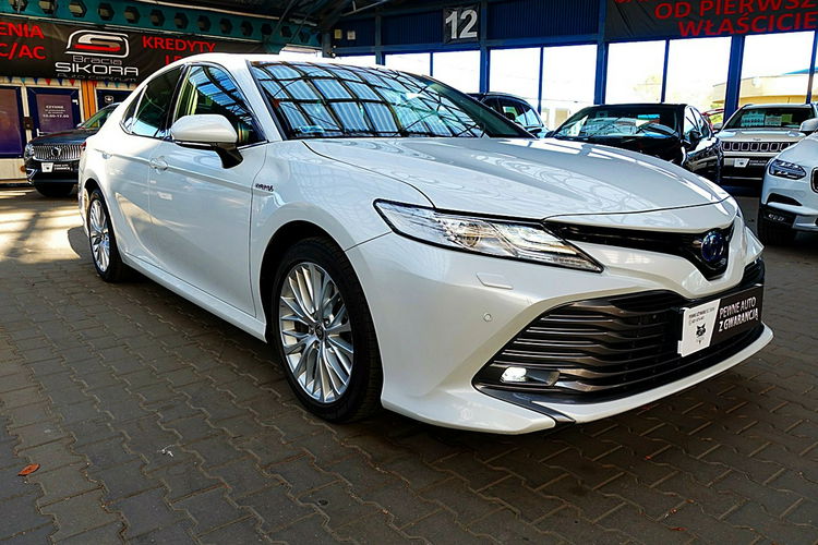 Toyota Camry EXECUTIVE Biała Perła GWARANCJ Skóra Led+ACC+Navi 1wł Kraj Bezwyp F23% 4x2 zdjęcie 7