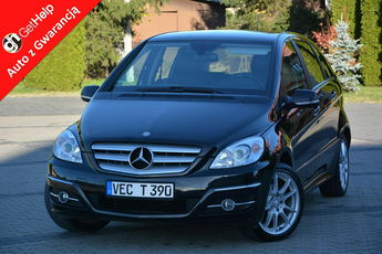 Mercedes B 180 Avantgarde Navi Skóry 2xPark Grzane fotele Alu 17