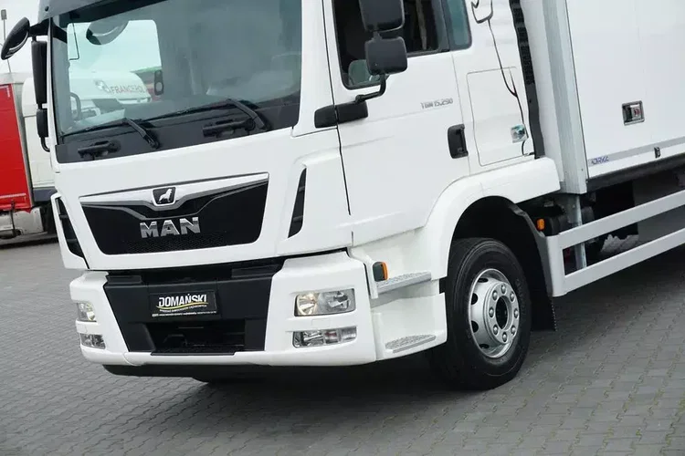 MAN TGM / 15.290 / EURO 6 / IZOTERMA + WINDA / 16 PALET zdjęcie 20