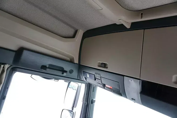 MAN TGM / 15.290 / EURO 6 / IZOTERMA + WINDA / 16 PALET zdjęcie 24