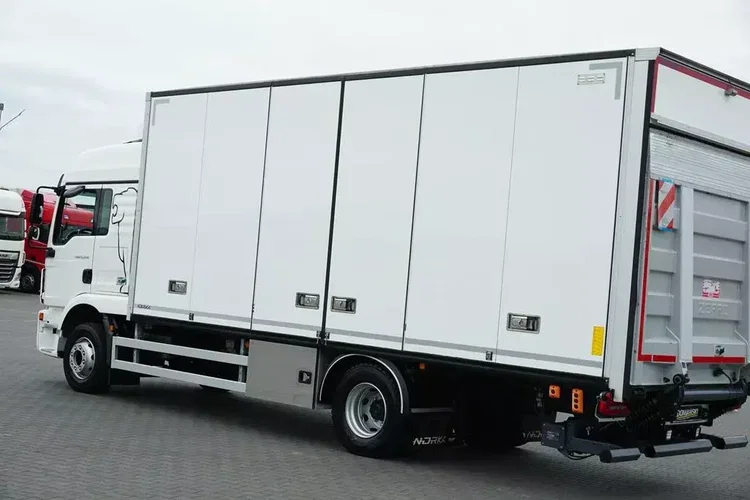 MAN TGM / 15.290 / EURO 6 / IZOTERMA + WINDA / 16 PALET zdjęcie 30