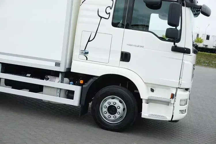 MAN TGM / 15.290 / EURO 6 / IZOTERMA + WINDA / 16 PALET zdjęcie 37