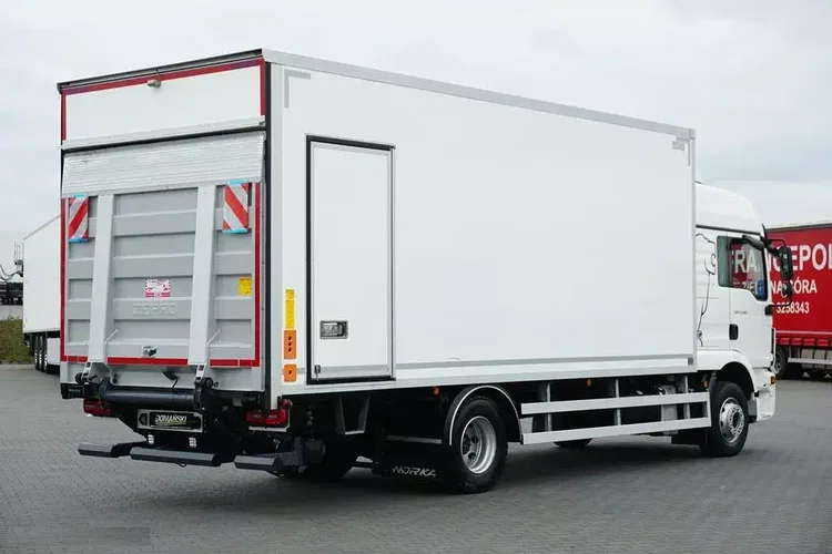 MAN TGM / 15.290 / EURO 6 / IZOTERMA + WINDA / 16 PALET zdjęcie 5