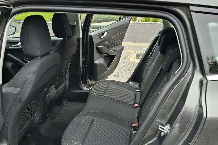 Ford Focus 1.5 EcoBlue 120KM / I-właściciel / Bezwypadkowy zdjęcie 8