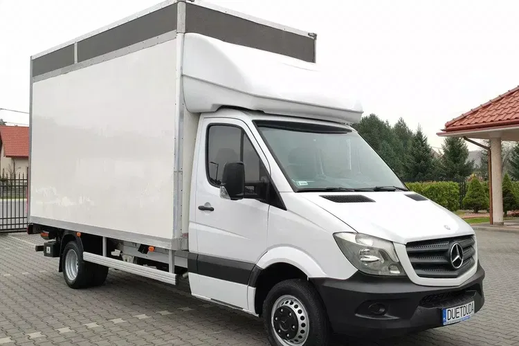 Mercedes Sprinter zdjęcie 2