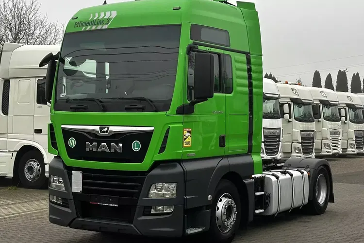 MAN TGX 18.460 XXL / E6 / ZBIORNIKI 2 X 710 L / STANDARD / AUTOMAT / RETARDER zdjęcie 1