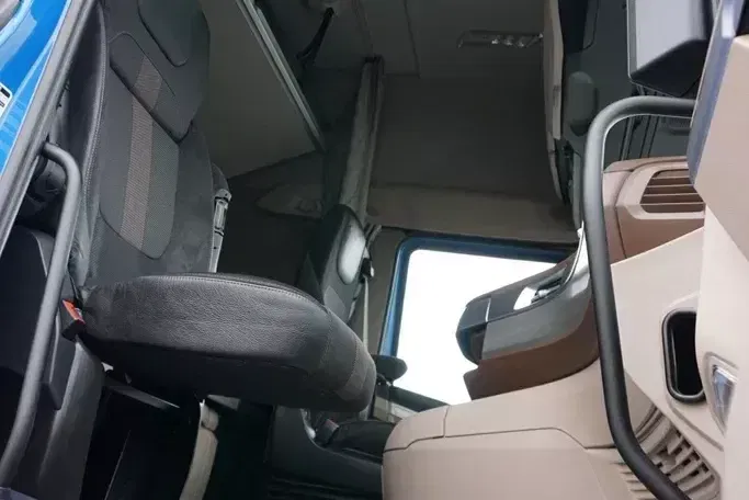 DAF / XG + / 530 / ACC / E 6 / RETARDER / MEGA / LOW DECK / PEŁNA OPCJA zdjęcie 8
