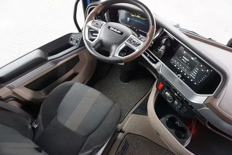 DAF / XG + / 530 / ACC / E 6 / RETARDER / MEGA / LOW DECK / PEŁNA OPCJA zdjęcie 9