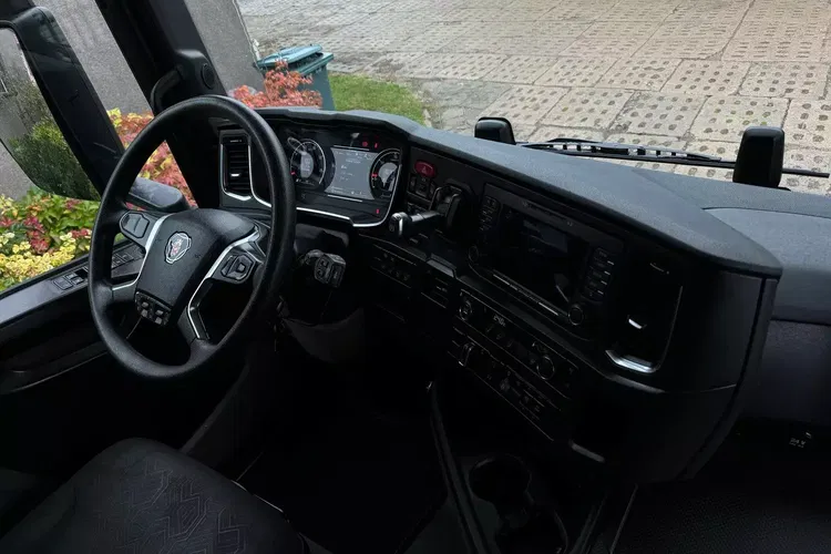 Scania R520 zdjęcie 32