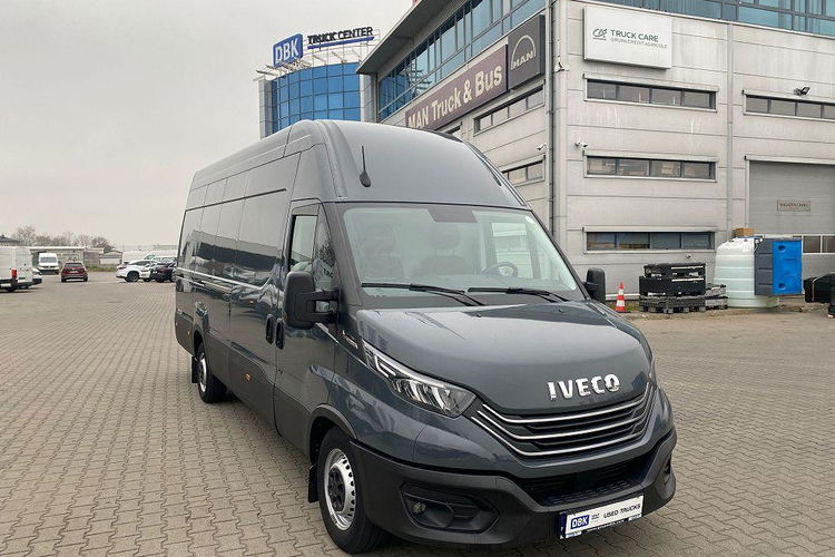 Iveco DAILY 35S18 zdjęcie 2