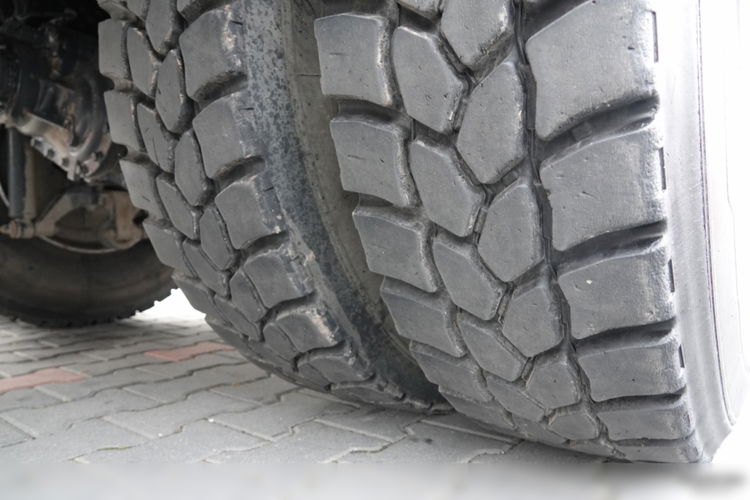 Mercedes AROCS 2636 / 6x4 / WYWROTKA / HYDROBURTA / + HDS FASSI F 175a / STEROWANIE RADIOWE / ROTATOR / EURO 6 zdjęcie 43