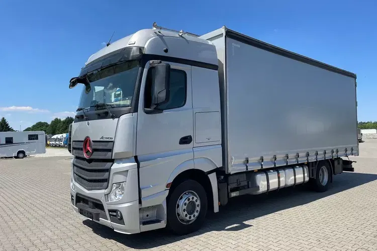 Mercedes ACTROS 1836 zdjęcie 2