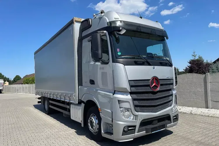 Mercedes ACTROS 1836 zdjęcie 3