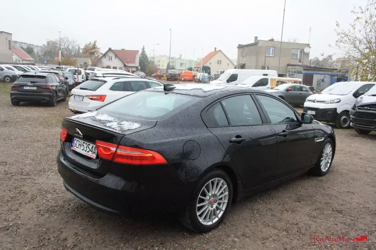 Jaguar xe zdjęcie 14