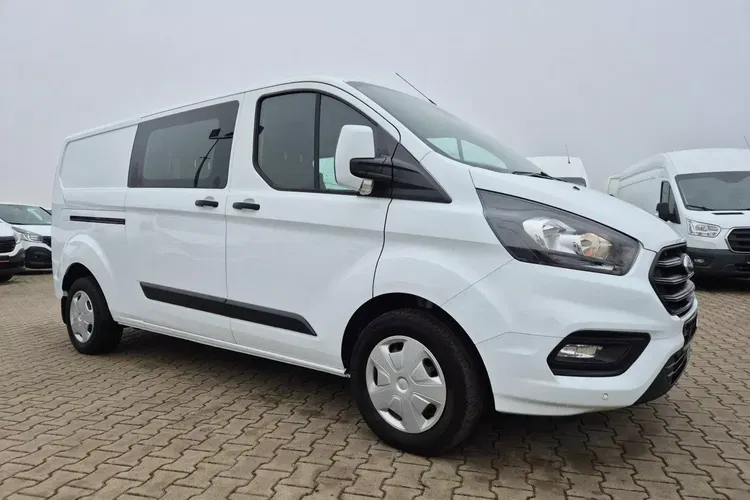 Ford Transit Custom L2H1 74999zł NETTO Brygadówka 5 osób 2.0TdCi/131KM zdjęcie 3