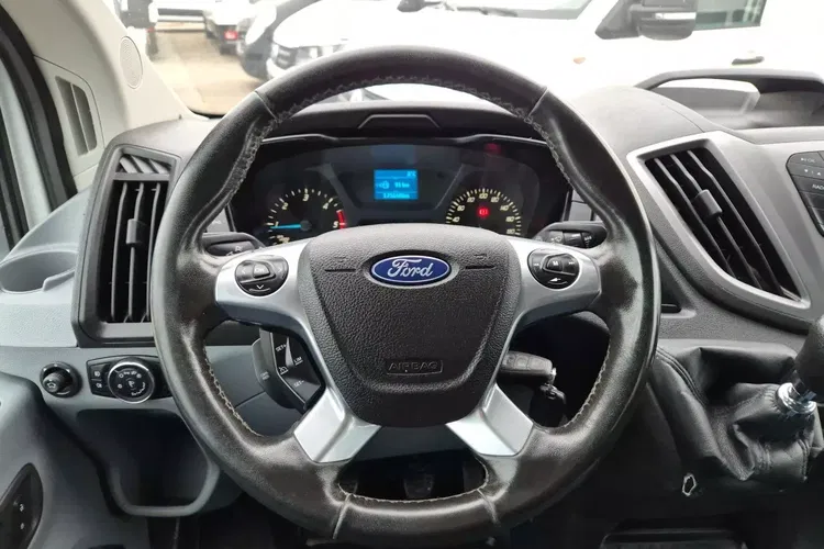 Ford Transit L3H2 Brygadówka 7 osób 79900zł NETTO 2.0TdCi/131KM zdjęcie 19