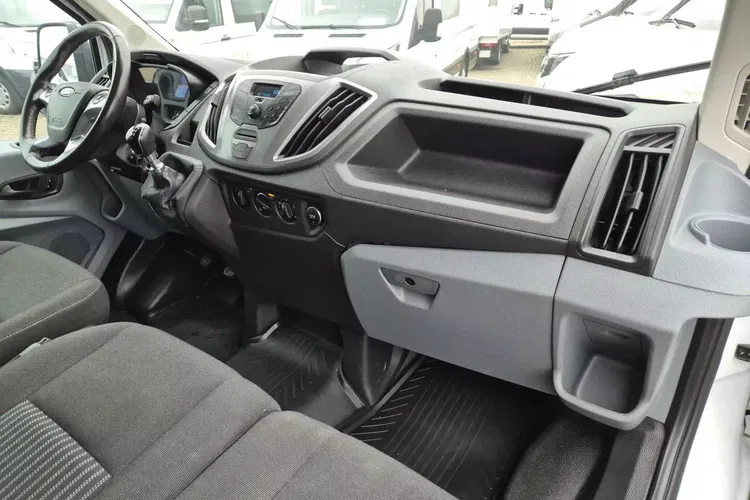 Ford Transit L3H2 Brygadówka 7 osób 79900zł NETTO 2.0TdCi/131KM zdjęcie 31