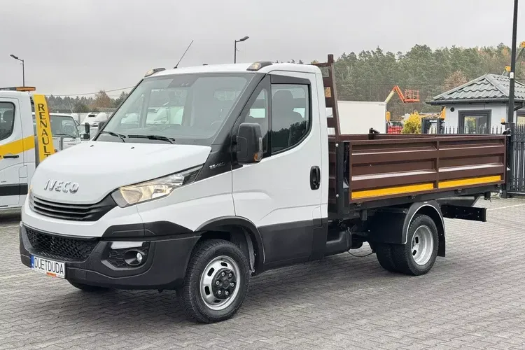 Iveco Daily 35C14 zdjęcie 1