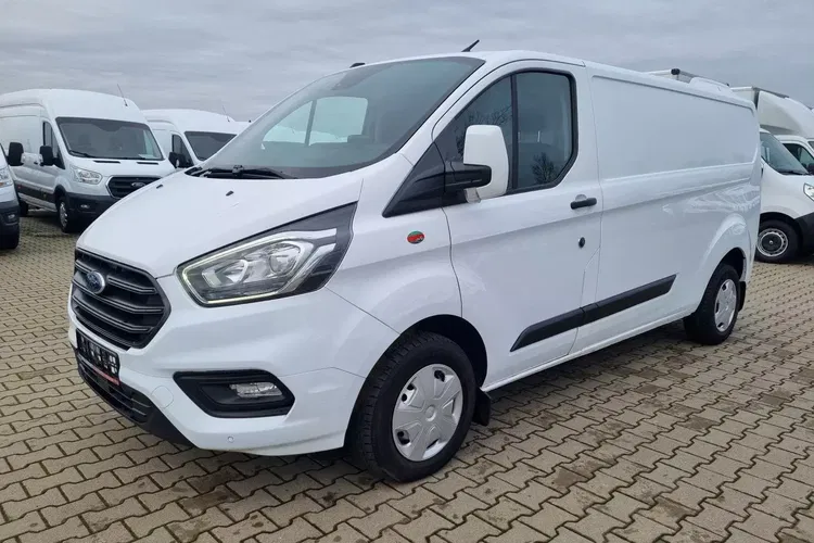 Ford Transit Custom Long 69900zł NETTO 2.0TdCi/131KM zdjęcie 4