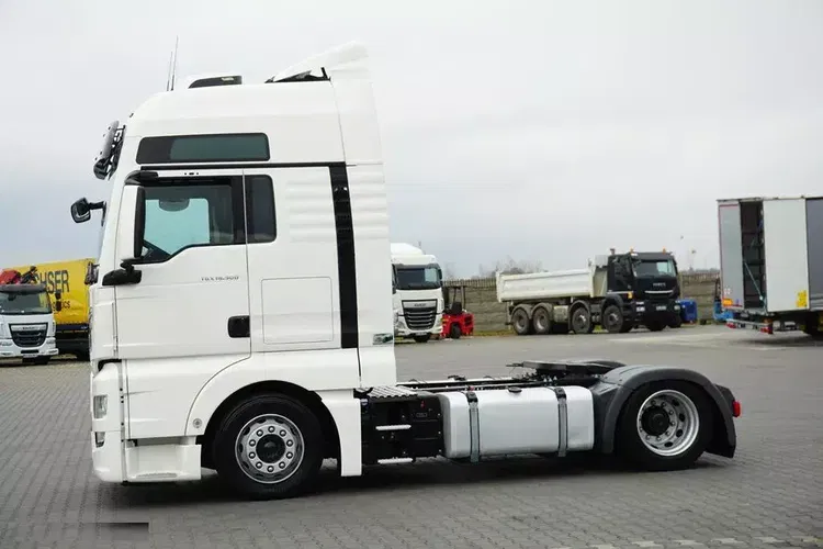 MAN TGX / 18.500 / ACC / E 6 / MEGA / LOW DECK / RETARDER / XXL zdjęcie 3