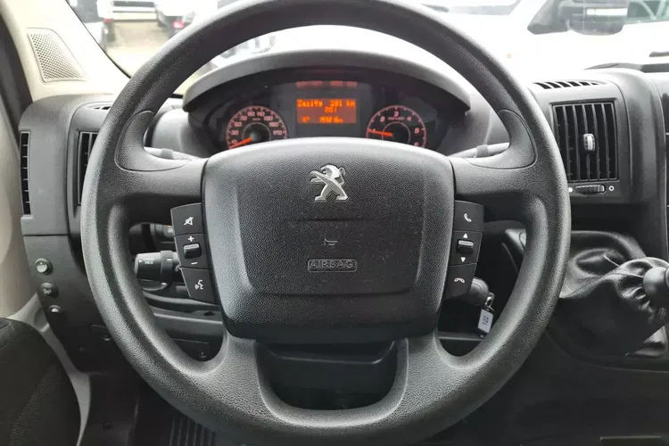 Peugeot Boxer Kontener 8 ePAL 79900zł NETTO 2.2HDi/165KM zdjęcie 20