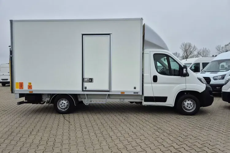 Peugeot Boxer Kontener 8 ePAL 79900zł NETTO 2.2HDi/165KM zdjęcie 6