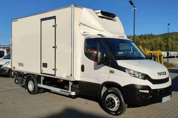 Iveco Daily 72C18 Chłodnia Agregat Carrier Vieno 350 8-Palet + Winda zdjęcie 5