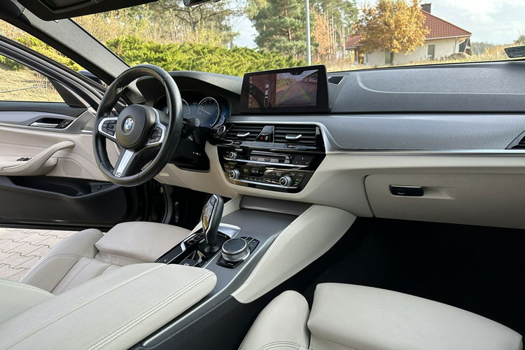 BMW 530 530i x-Drive / M-pakiet / Salon PL I-właściciel zdjęcie 11