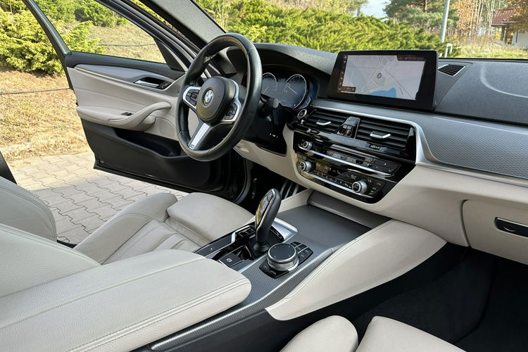 BMW 530 530i x-Drive / M-pakiet / Salon PL I-właściciel zdjęcie 17