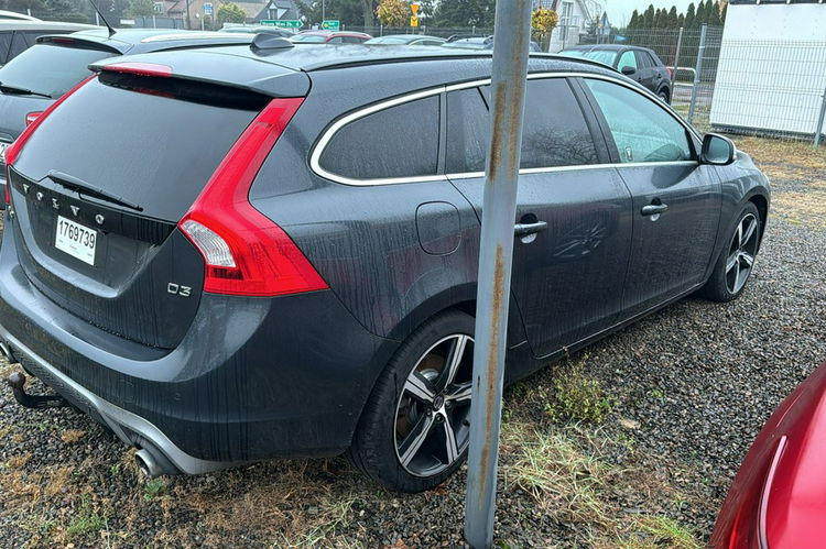 Volvo V60 automat, navi, kamera, gwarancja zdjęcie 4