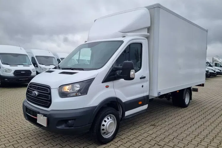 Ford Transit Kontener 8 ePAL 89999zł NETTO 2.0 TdCi/131KM zdjęcie 4