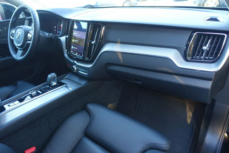 Volvo XC 60 Oferta Prywatna Salon PL Auto na gwarancji do 06.2025 zdjęcie 17