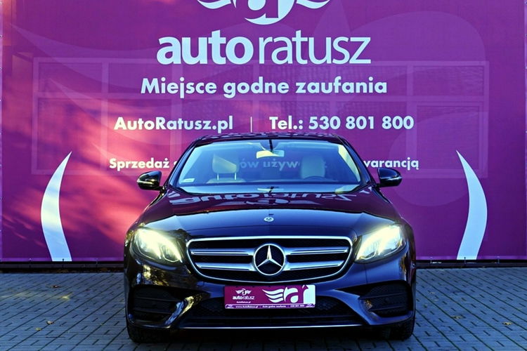 Mercedes E 220 4x4 Salon PL Org. Lakier - Bezwypadkowy Pełny Serwis Prywatny zdjęcie 2