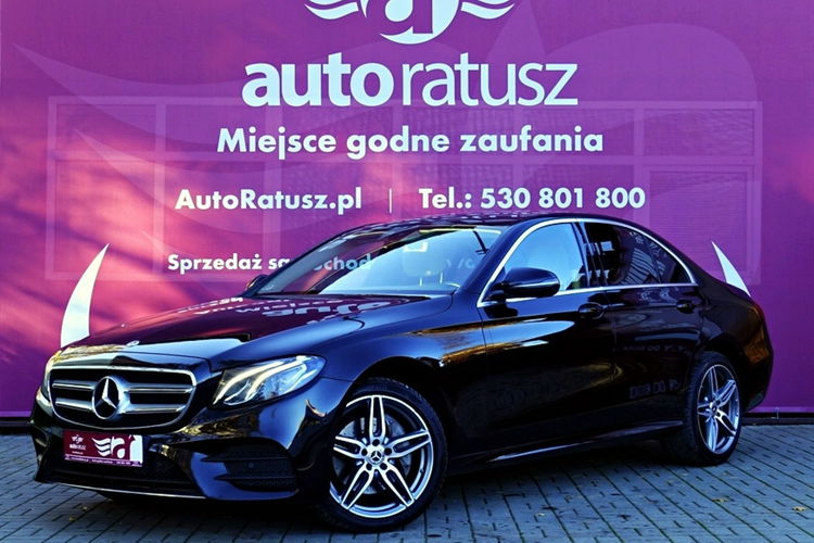 Mercedes E 220 4x4 Salon PL Org. Lakier - Bezwypadkowy Pełny Serwis Prywatny zdjęcie 3