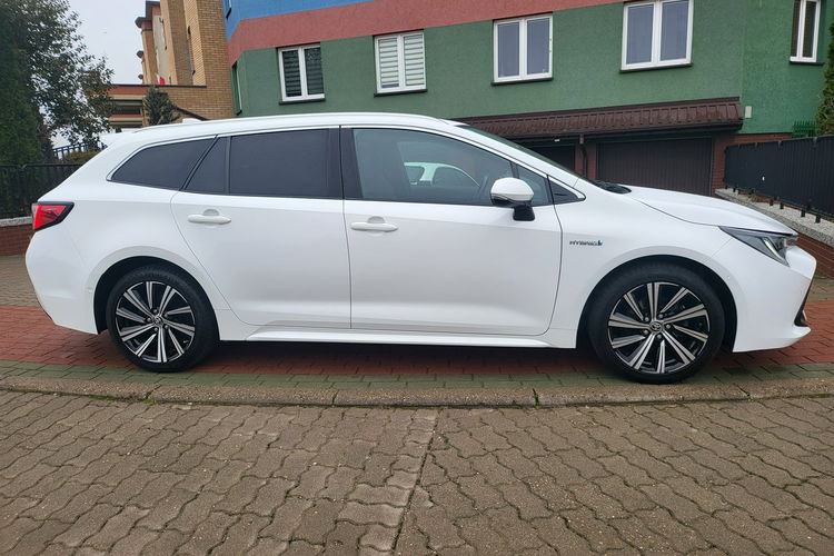 Toyota Corolla 21r Salon Polska 1.8 HYBRID Gwarancja Wersja COMFORT z PAKIETEM TECH+ zdjęcie 3